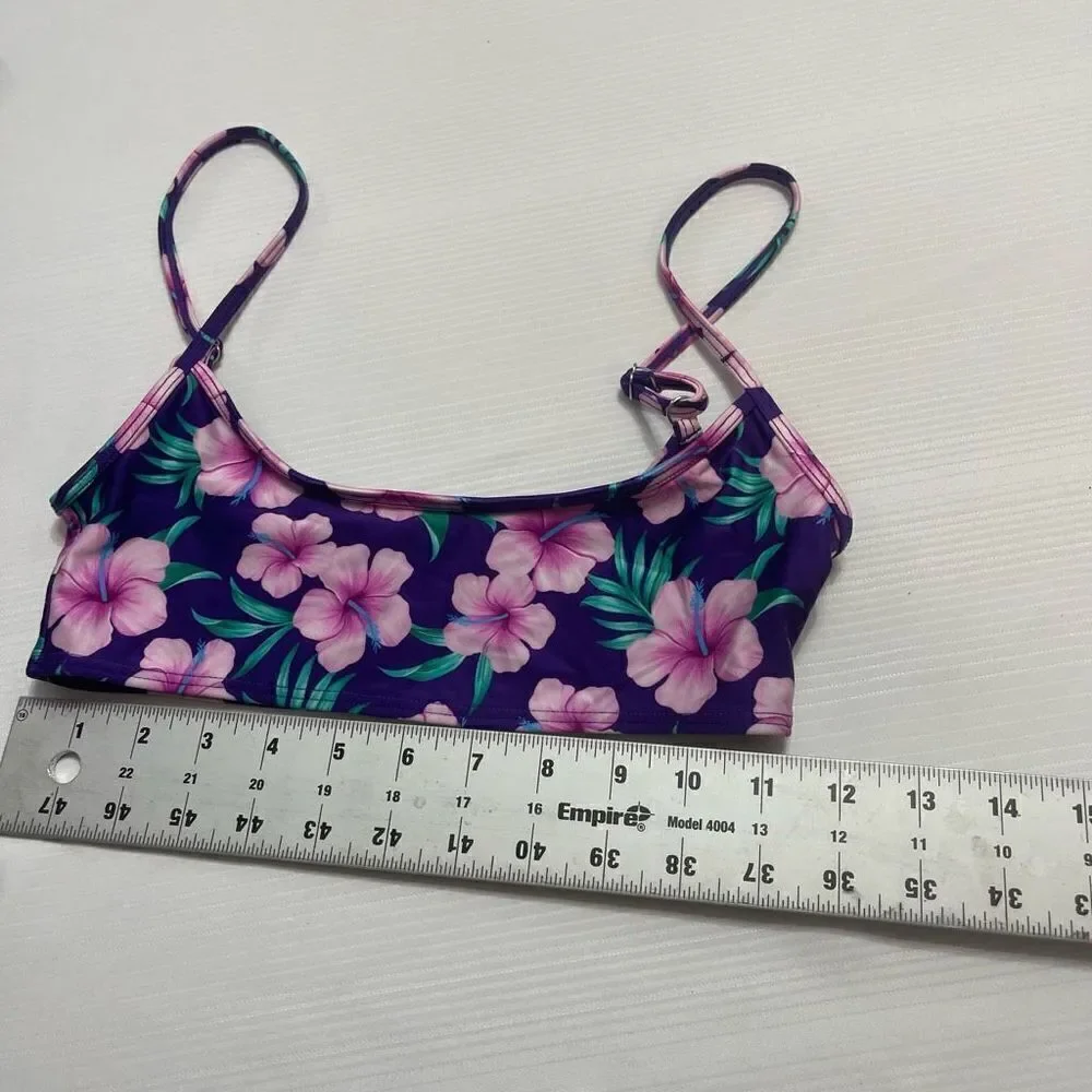 Frankie’s Bikini’s Jean Shine Floral Bikini Top Size Medium New